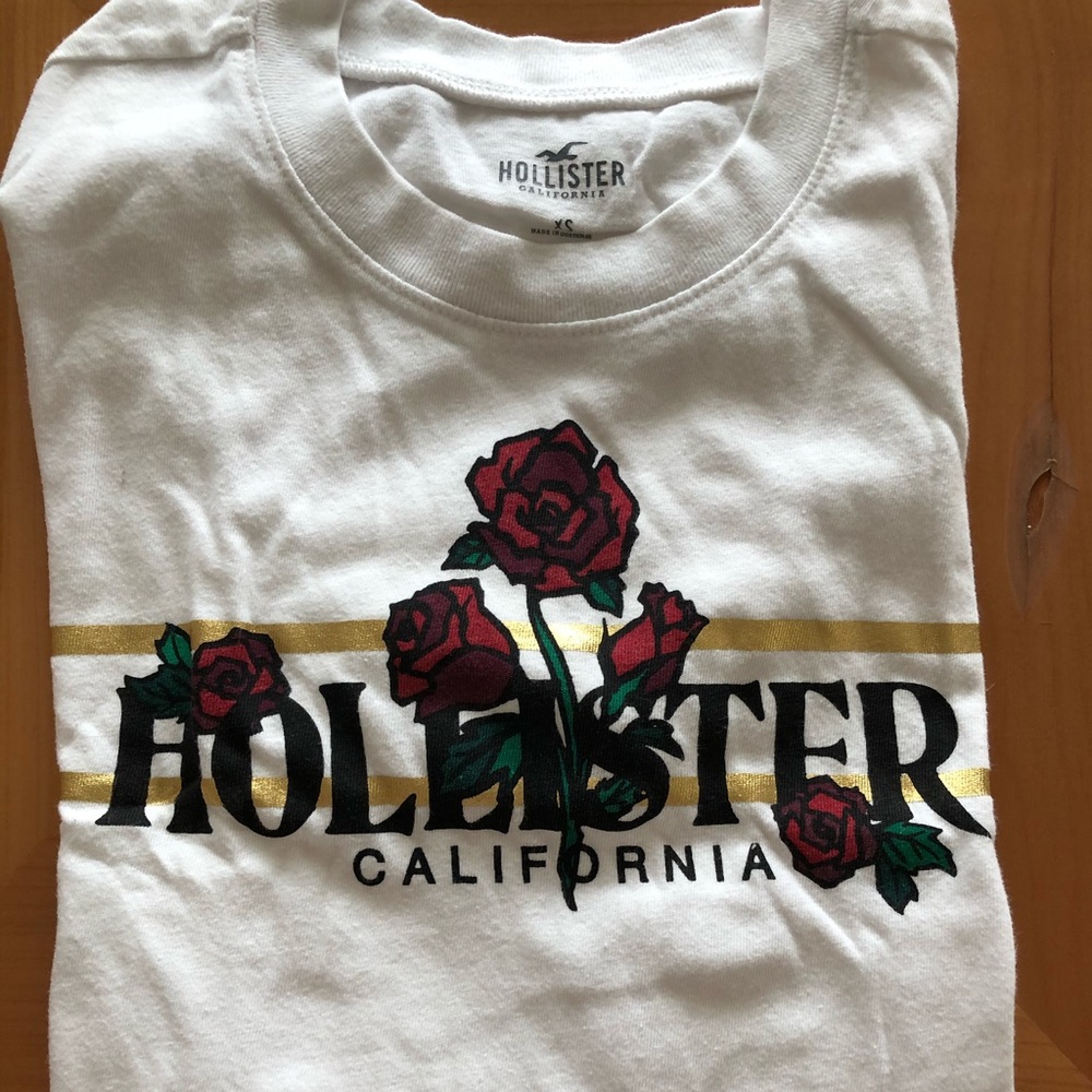 Graphic tee